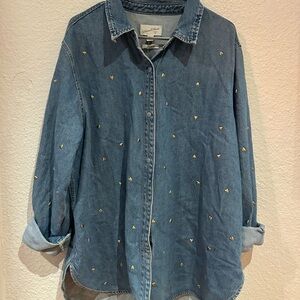 Universal Thread Blue Button Down Shirt with Gold Accents